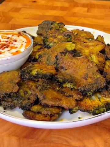 Crispy Smashed Broccoli Chips