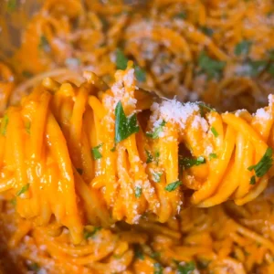 Creamy Roasted Red Pepper Pasta