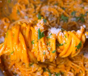 Creamy Roasted Red Pepper Pasta