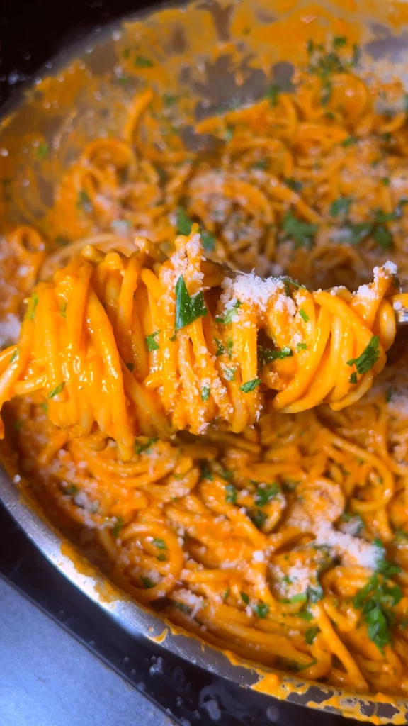 image Creamy Roasted Red Pepper Pasta