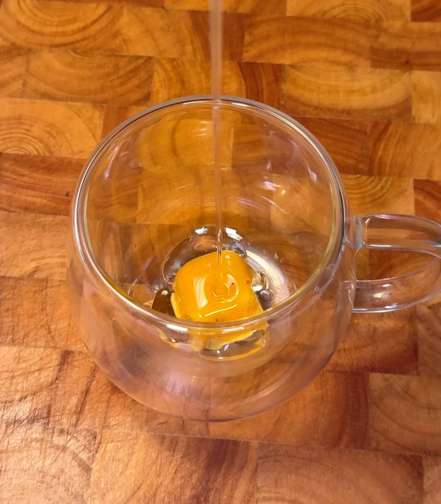 turmeric ginger immunity tea freezed cube