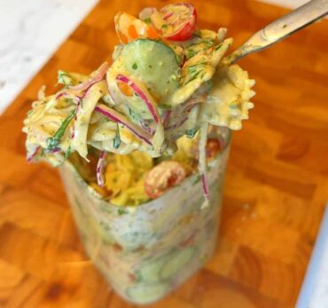 shake the jar to dress everything, then dig in straight from the jar or pour into a bowl.