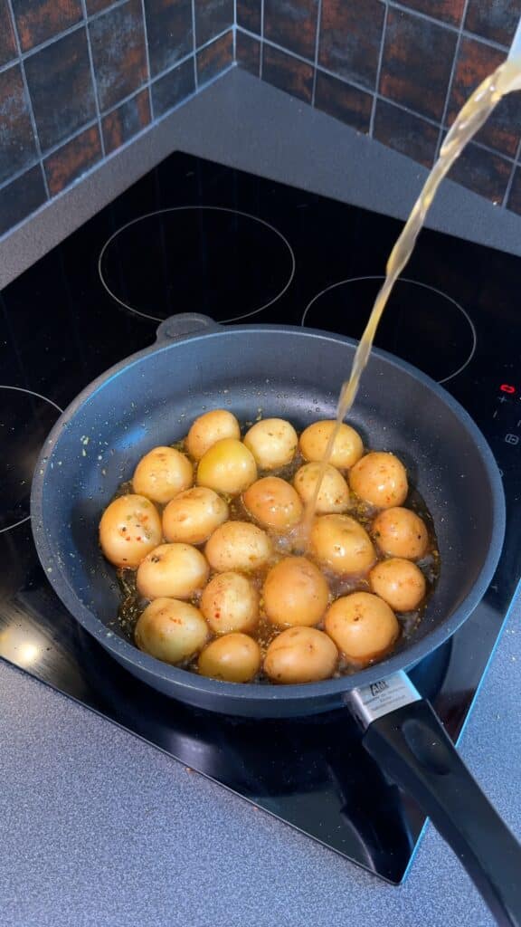 Steam with vegetable broth until tender