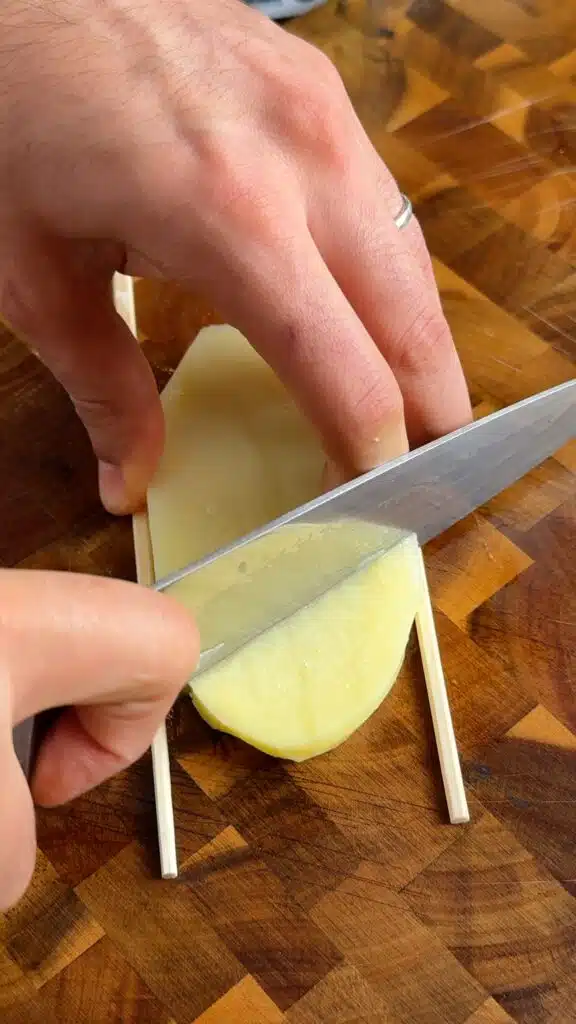 Diagonal cuts on the reverse of a potato plank