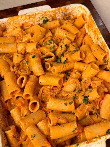 Creamy Roasted Onion and Tomato Pasta